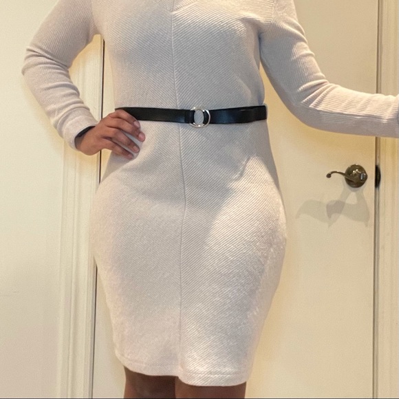 CLASSY DRESS FOR WINTER - Picture 2 of 2